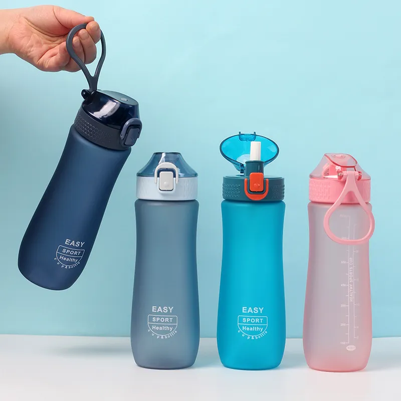 800ml Frosted Flip-Lid Sports Space Cup with Handle